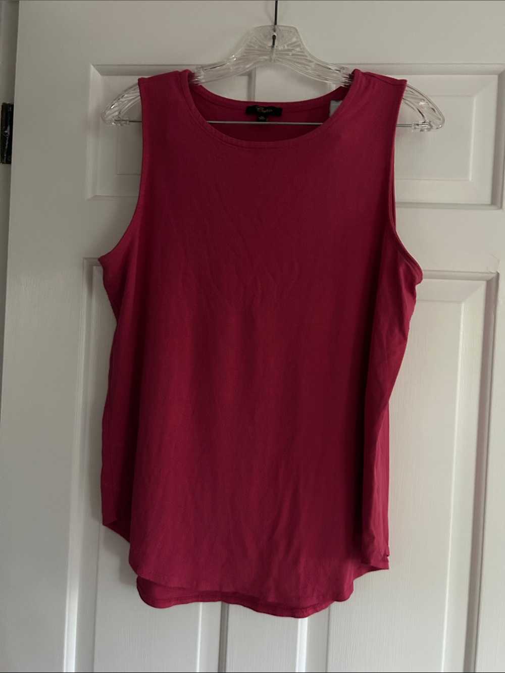 Cupio Sleeveless Tank Top - Raspberry